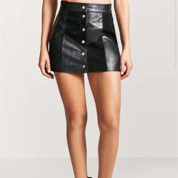 Forever 21 Dresses & Skirts - Forever 21 Button-Front Black Mini Skirt Faux leather / suede patchwork Size 26